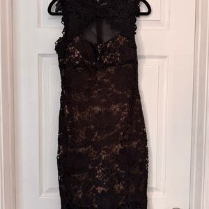 Betsy and Adam Black Lace Sleeveless Sheath Dress. Size 2